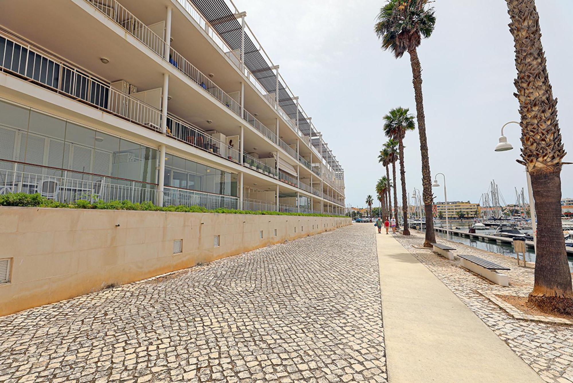 A65 - Marina Moor Apartment In Лагуш Экстерьер фото